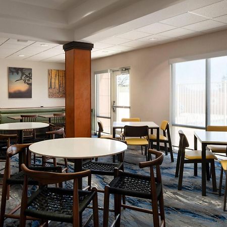 Fairfield Inn & Suites Redding Ngoại thất bức ảnh