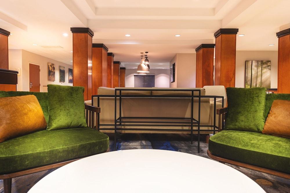 Fairfield Inn & Suites Redding Ngoại thất bức ảnh