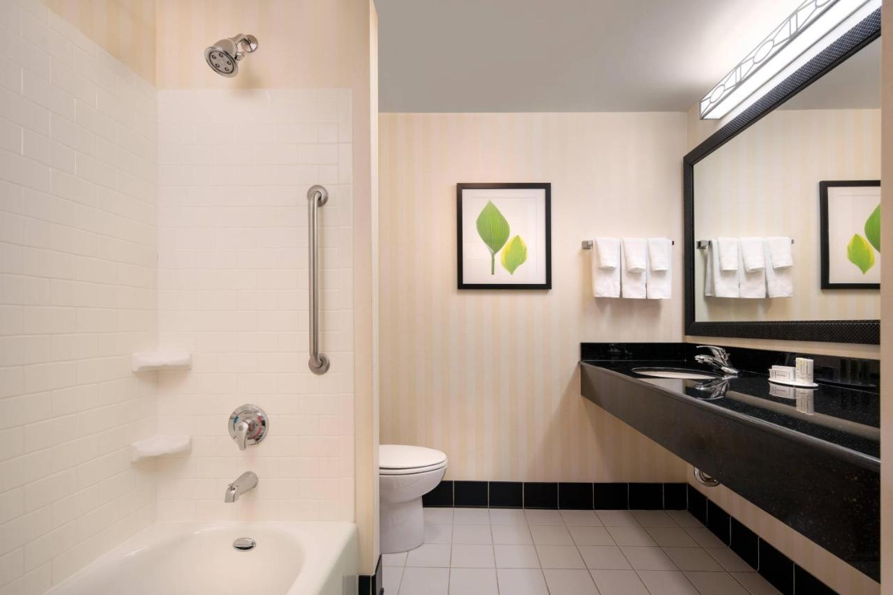 Fairfield Inn & Suites Redding Ngoại thất bức ảnh