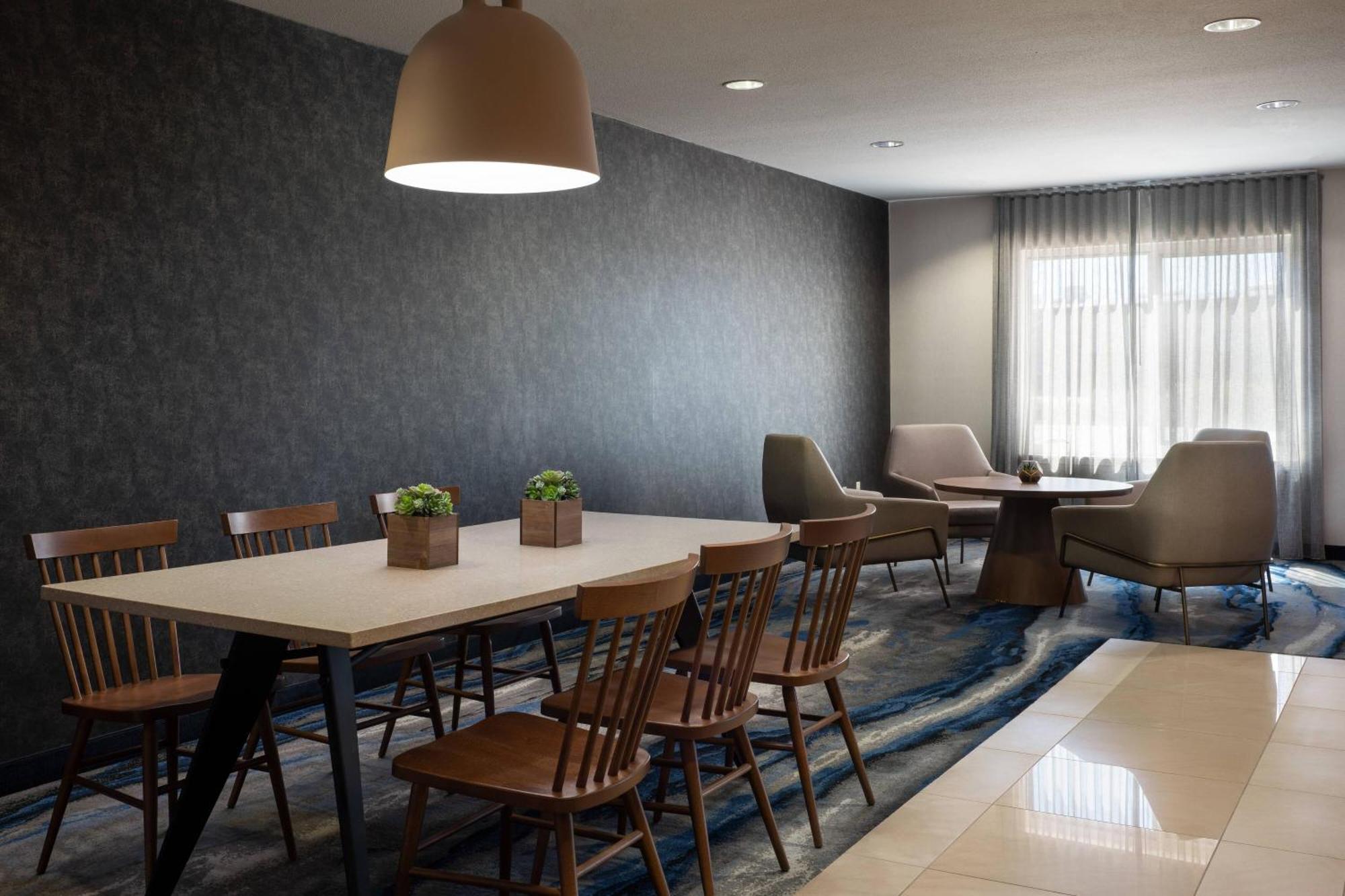 Fairfield Inn & Suites Redding Ngoại thất bức ảnh