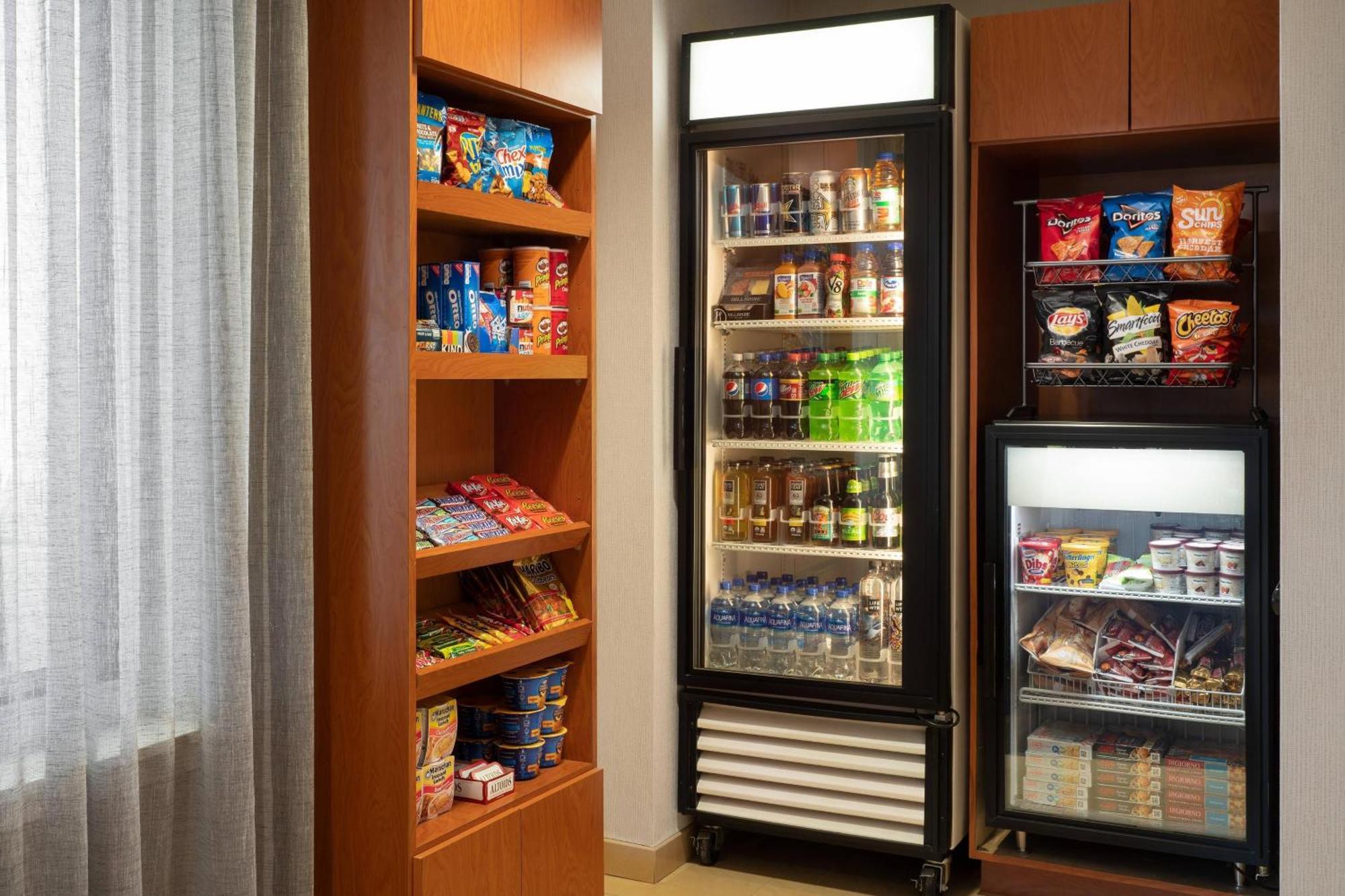 Fairfield Inn & Suites Redding Ngoại thất bức ảnh