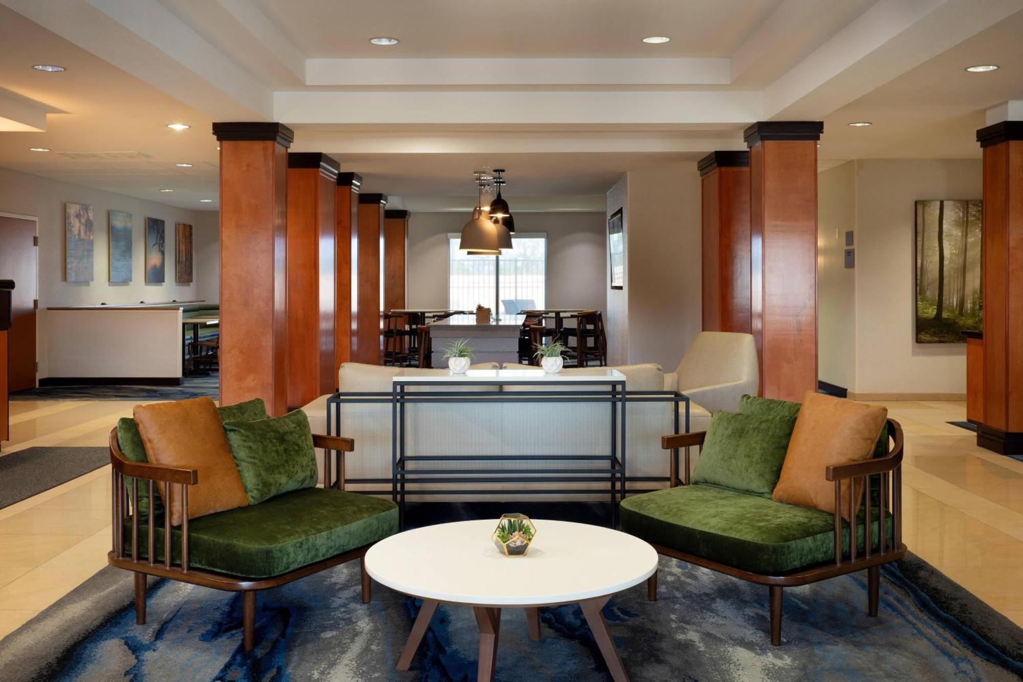 Fairfield Inn & Suites Redding Ngoại thất bức ảnh